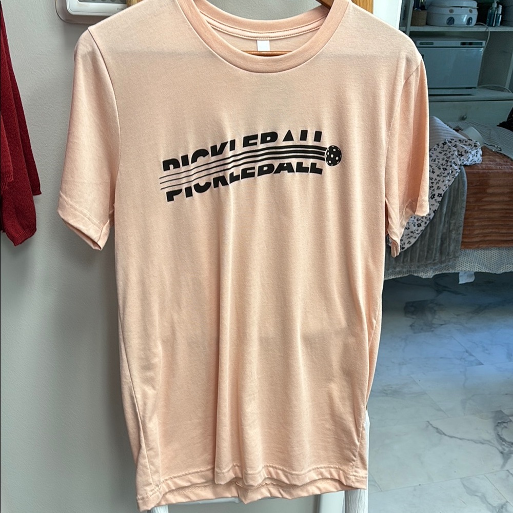 Pickleball Graphic Men's T-Shirt - Peach